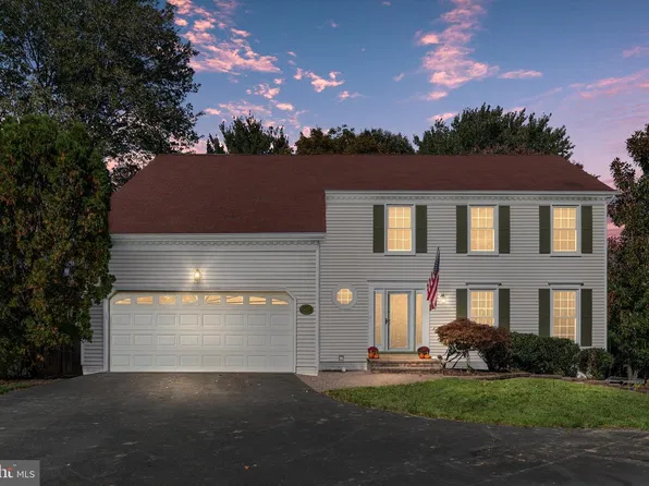 5603 Surfbird Ct, Fairfax, VA 22032