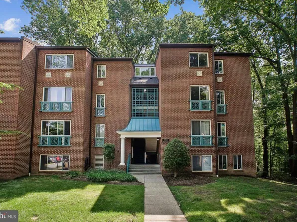 11805 Breton Ct APT 1A, Reston, VA 20191