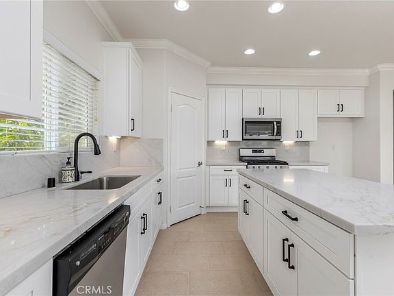 4th image of 29825 Bay View Way