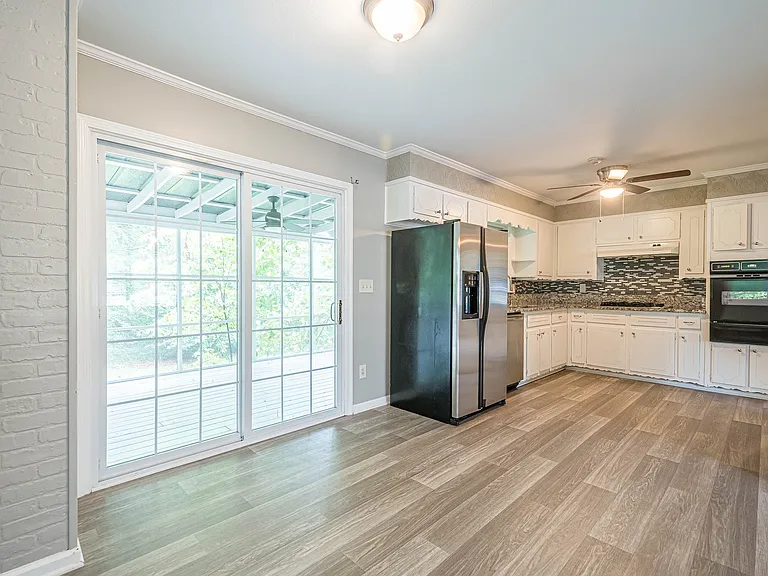 960 Old Canton Rd — Photo 8