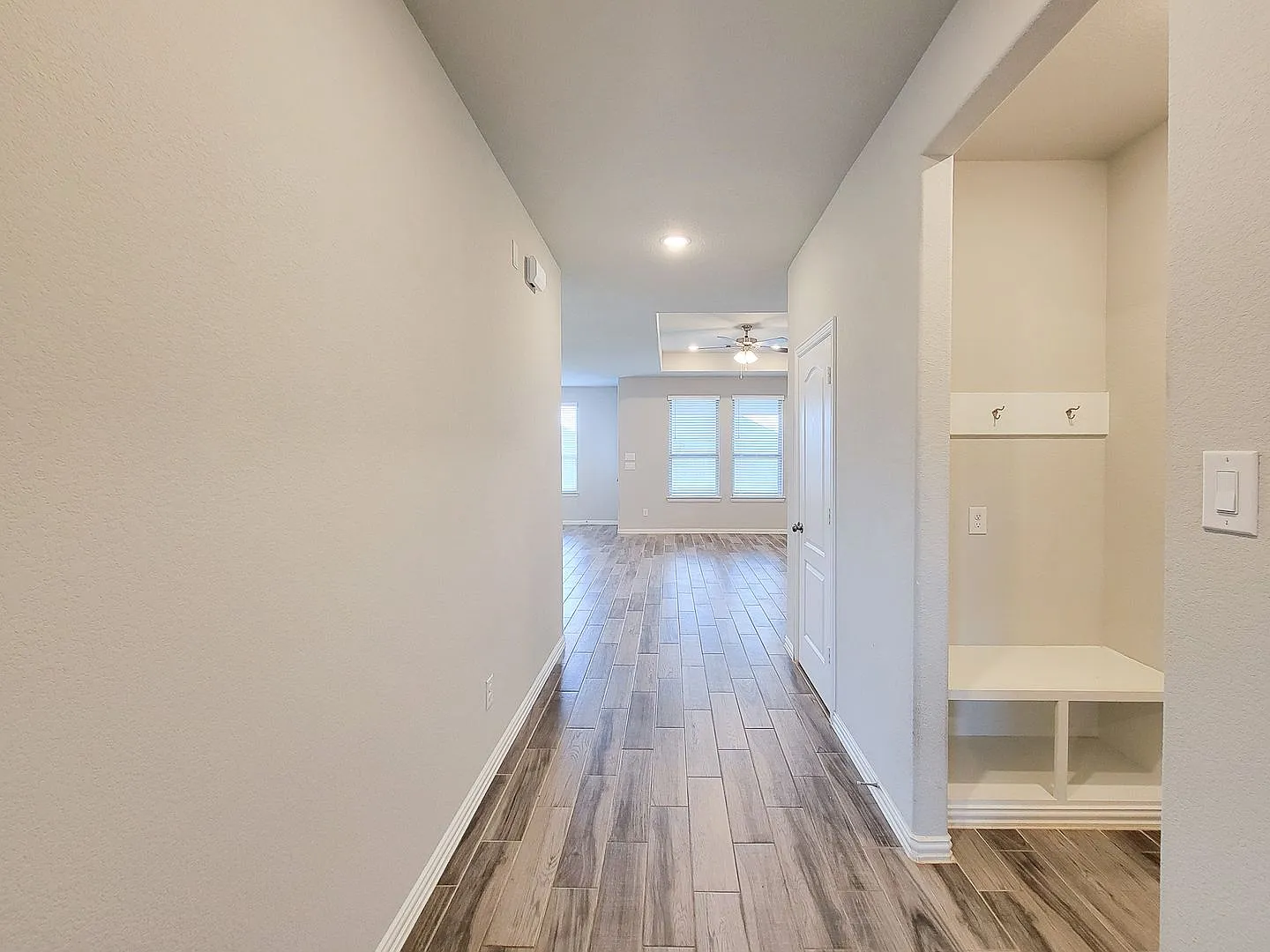 Quiet Cul De Sac! Tray Ceiling in Family & Primary suite. Wood Like Tile, Modern Gray Walls, Grea... — Photo 4
