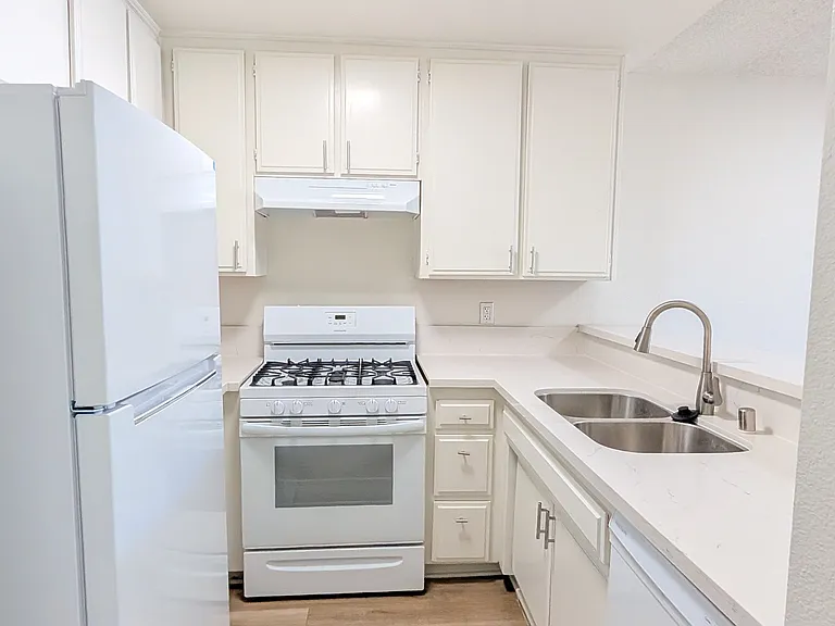 3678 Motor Ave #103 — Photo 10