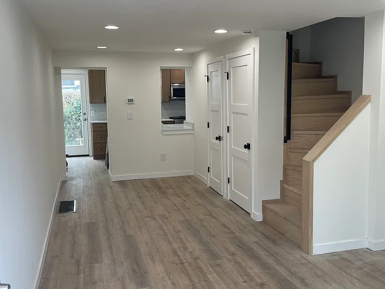 177 Maiden St — Photo 2