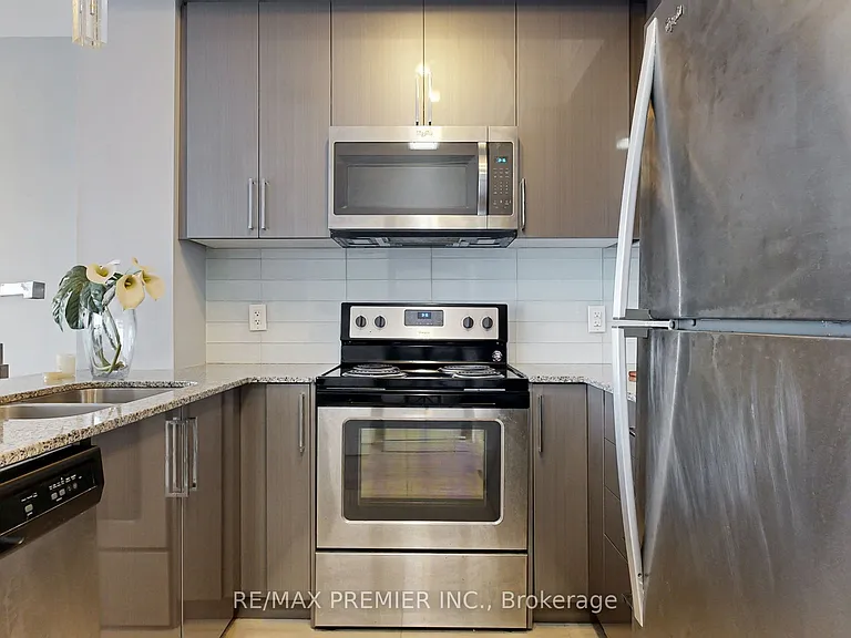 840 Queens Plate Dr #610 — Photo 14