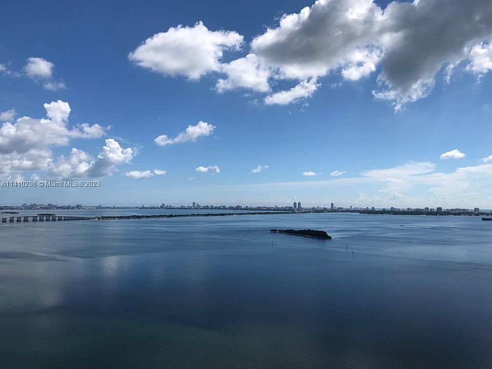 1st image of 1800 N Bayshore Dr APT 2609