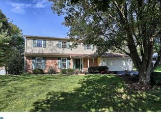 35 Pinewood Ave, Lititz, PA 17543