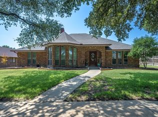 3422 Ridge Oak Dr, Garland, TX 75044