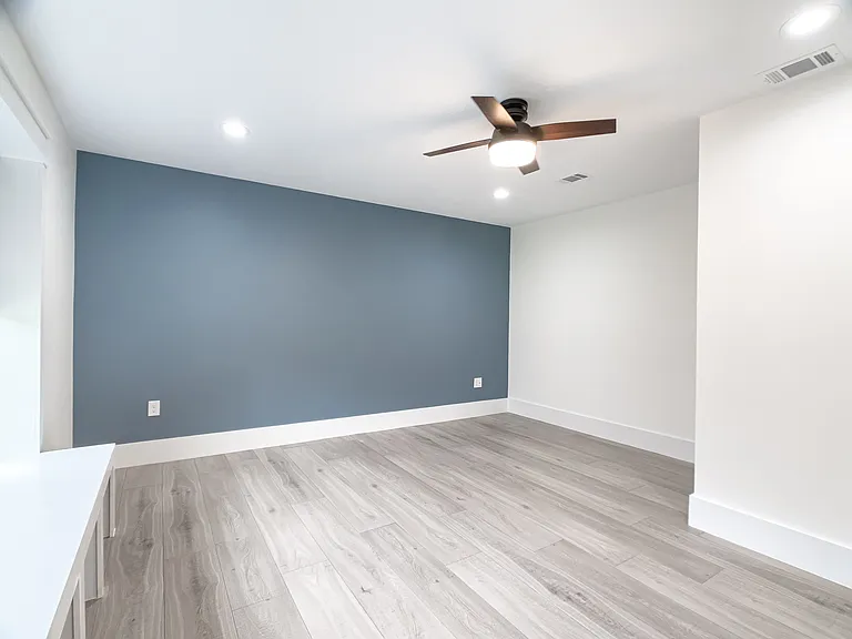 10047 Noriega Dr — Photo 9