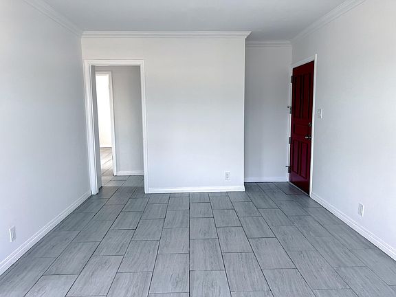 4th image of 3401 W 84th Pl #3402