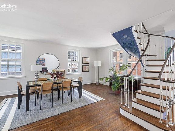 3rd image of 222 E 71st St APT 6B