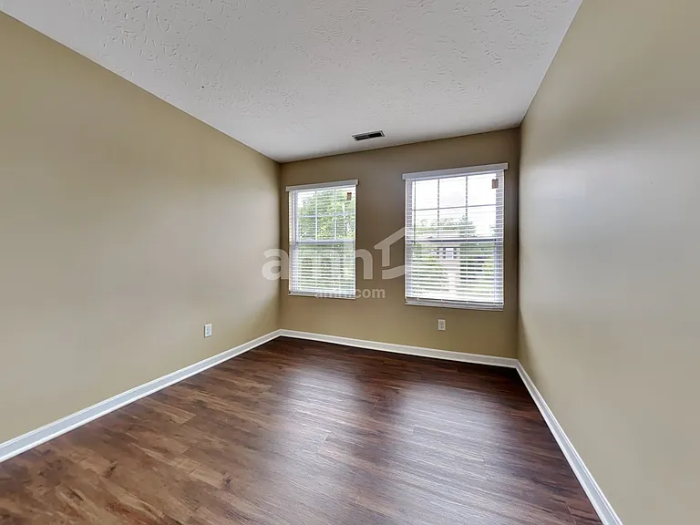 6598 Brampton Abbey — Photo 14