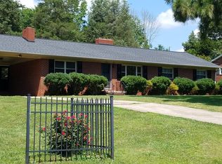 4410 Inlet St, Winston Salem, NC 27127