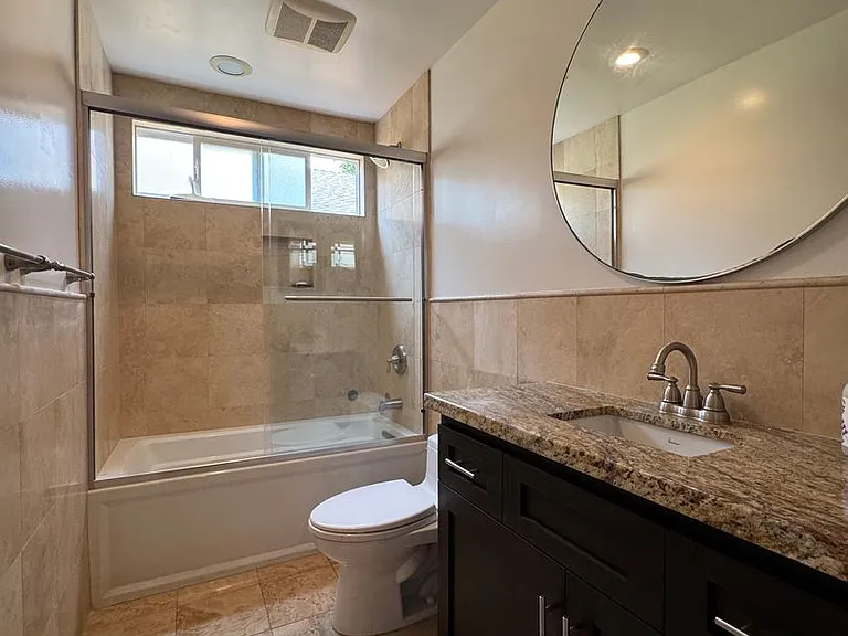 1024 Pier Ave #1 — Photo 13