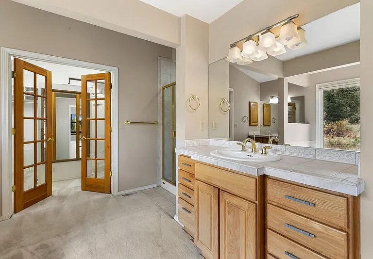 106 Bevers Pl — Photo 8