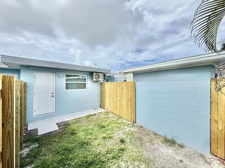 638 180th Ave E #3 — Photo 36