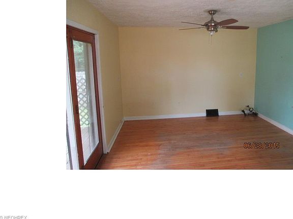 4th image of 3207 Grove Ave
