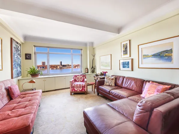 140 Riverside Drive image 1 of 16