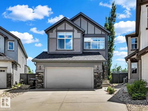 1239 Daniels Cres SW, Edmonton, AB T6W 3V6