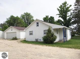 2550 Rushton Rd, Central Lake, MI 49622