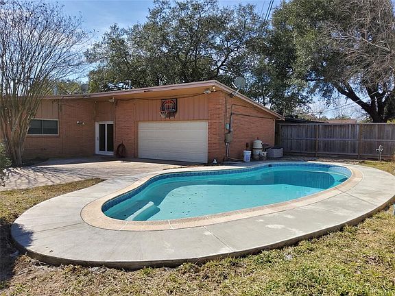 2nd image of 2323 Tannehill Dr