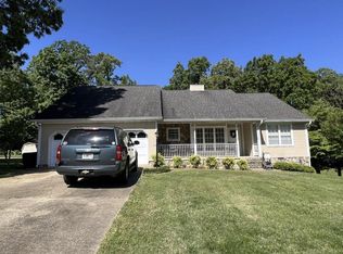 112 Whisper Dr, Ringgold, GA 30736