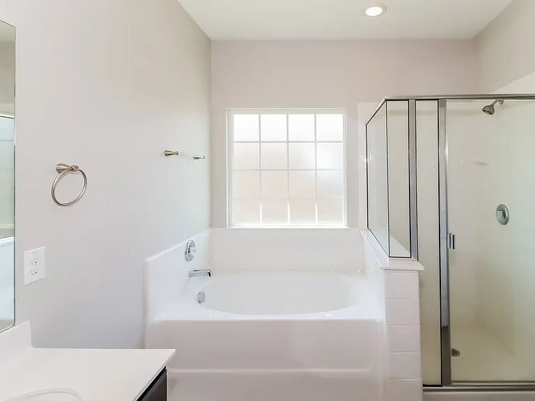 124 Carrington St — Photo 10