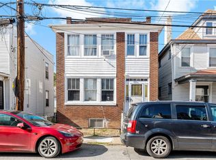 1210 Holmes St, Mc Kees Rocks, PA 15136