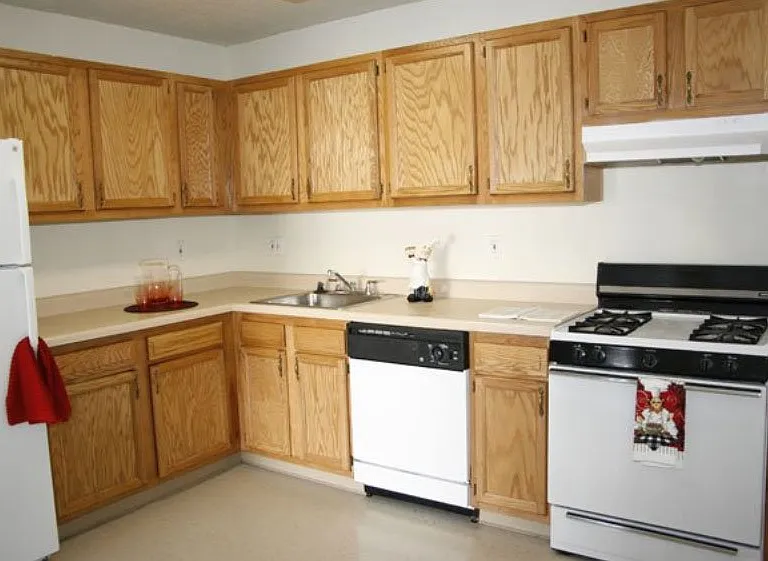 900 Westgate Ave #900 — Photo 3