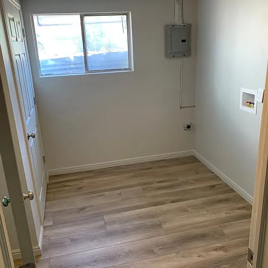 397 N 400 W #B — Photo 5