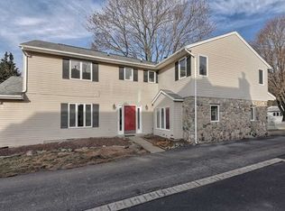 10 Ricker Rd, Kinnelon, NJ 07405