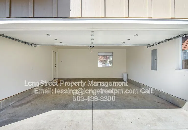 1960 NW Taylor Ave #101 — Photo 8