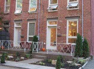 362 1/2 Lamont Pl, Pittsburgh, PA 15232