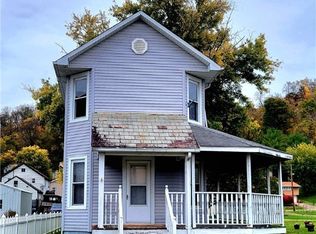 210 3rd St, Lowell, OH 45744