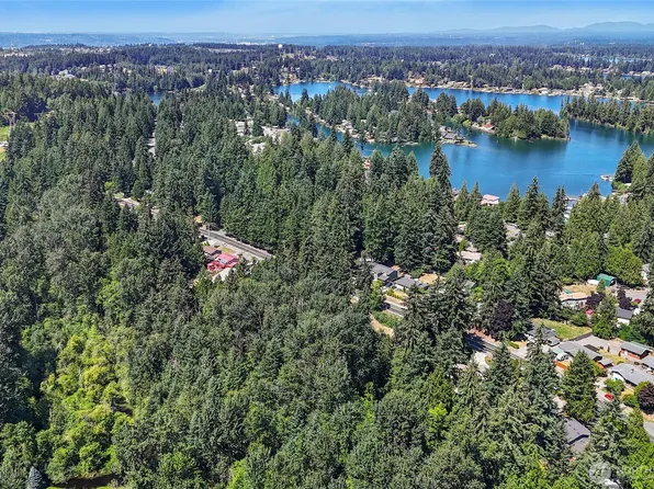 4302 W Tapps Drive E, Lake Tapps, WA 98391