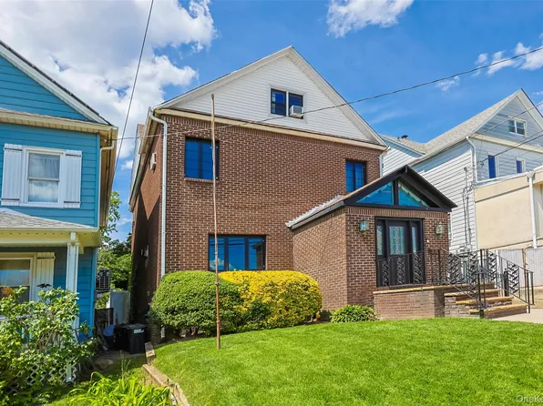 149-29 12th Road, Whitestone, NY 11357