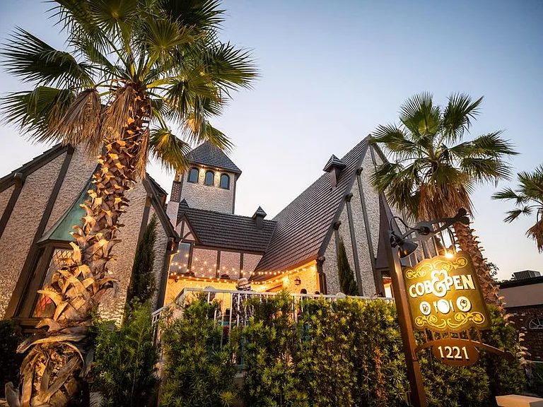 Walking distance to plenty of local favorites!