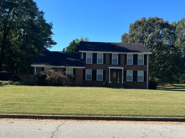 3904 Laurel Crest Dr, Snellville, GA 30039