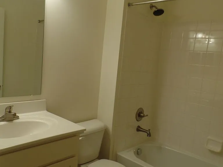 5353 Nottinghamshire Ln — Photo 26