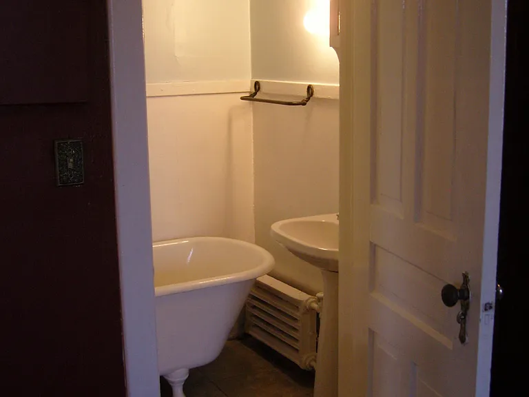 Hall to bath