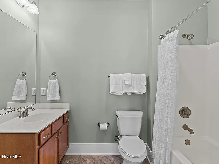 2537 Saint James Dr SE #102 — Photo 3