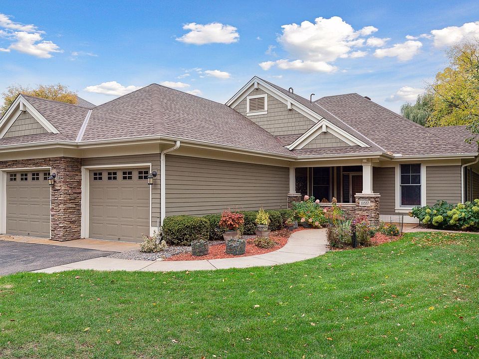 1st image of 10557 Water Lily Ln