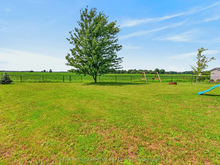 86 Golden Acres Dr — Photo 41