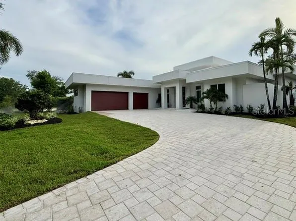 4431 Camino Real, Sarasota, FL 34231