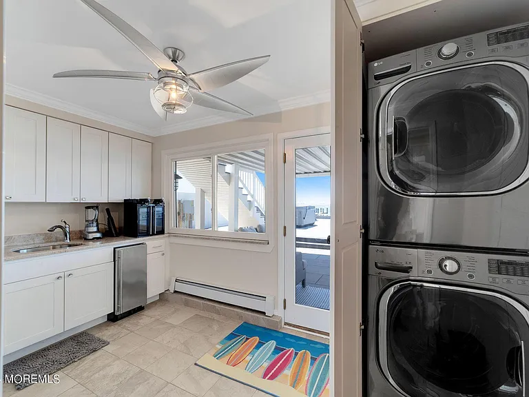 340 Bay Ln — Photo 48