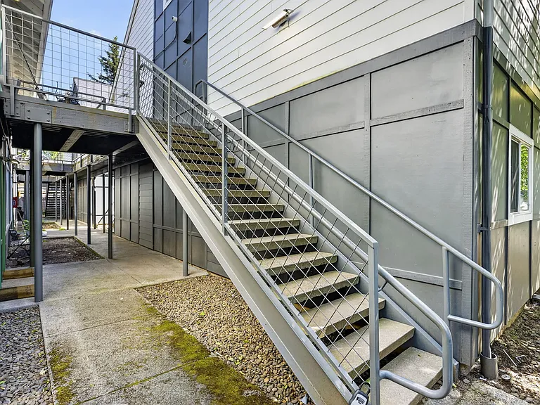 121 SE 151st Ave #105 — Photo 34