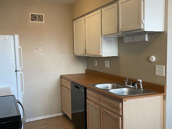 download (2)_02032023