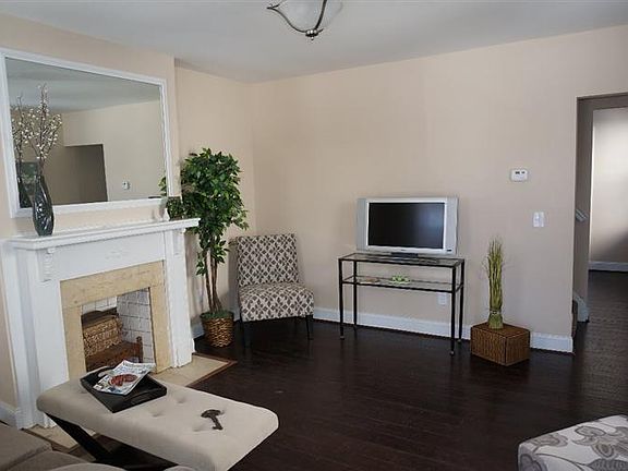 2nd image of 4411 Verne Ave
