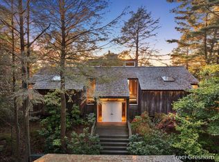 18287 N Shore Estates Rd, Spring Lake, MI 49456