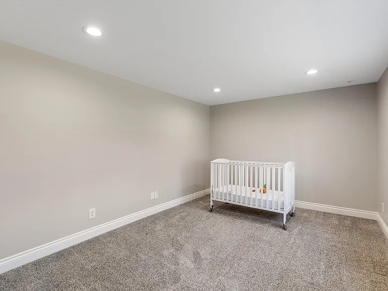 1113 N Old Woodward Ave #78 — Photo 31