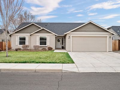 2715 NE 6th Dr, Redmond, OR, 97756